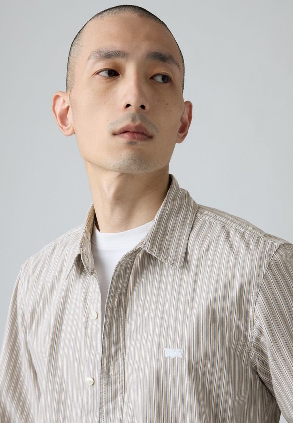 Levi's® BATTERY SHIRT