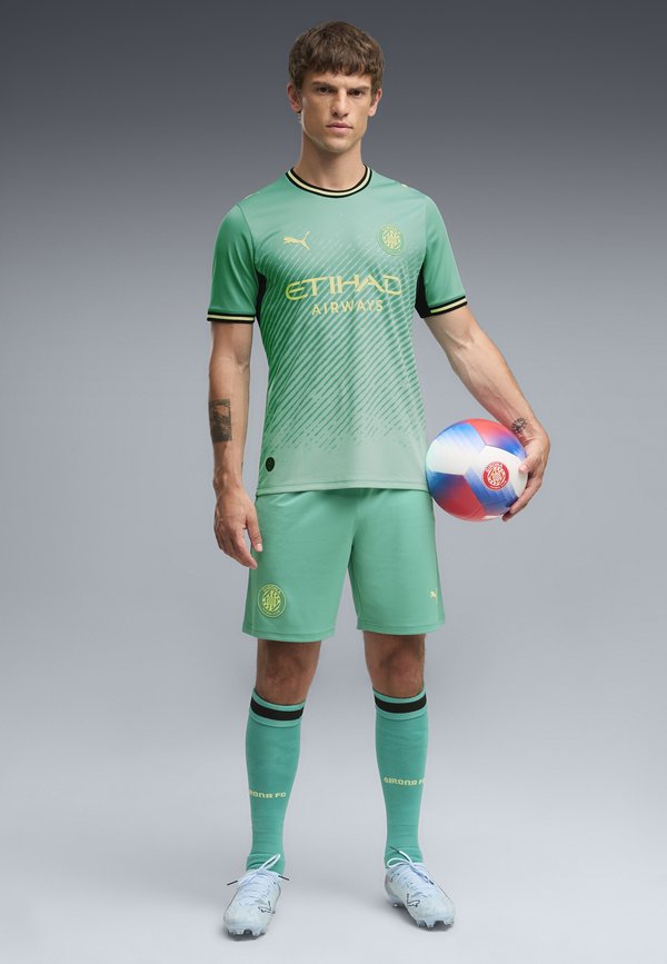 Puma GIRONA F.C. 26/27 SHORTS - Sports shorts - vibrant green- black