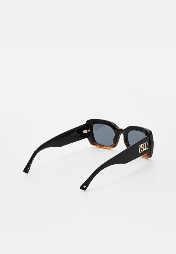 Dsquared2
