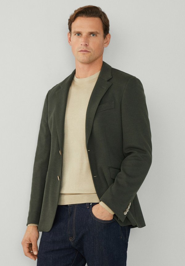 Hackett London