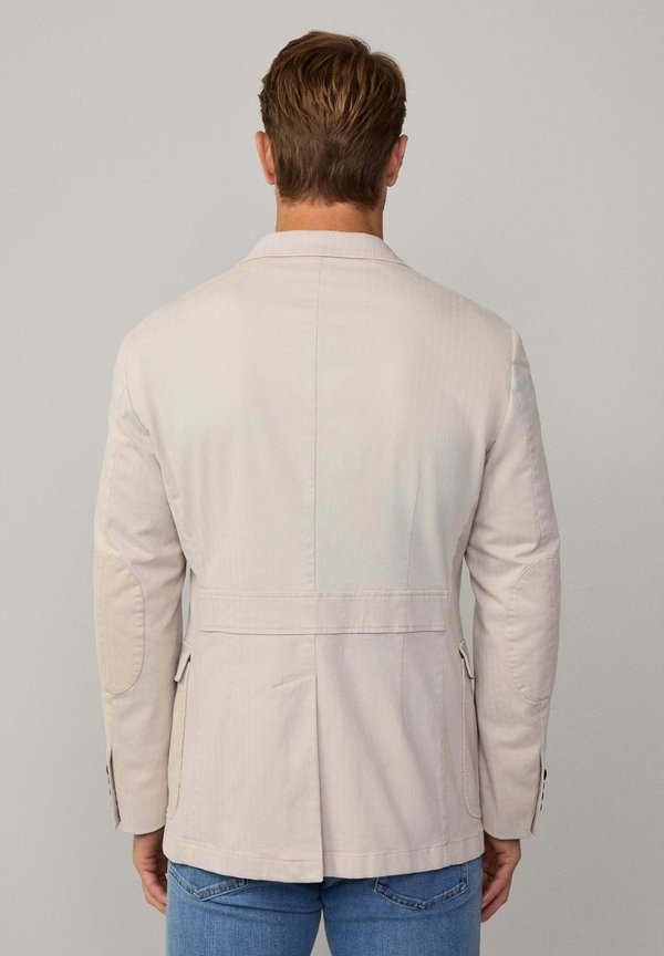 Hackett London