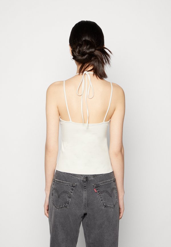 Weekday NINA HALTER