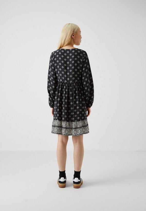 JDY JDYELLIE Short