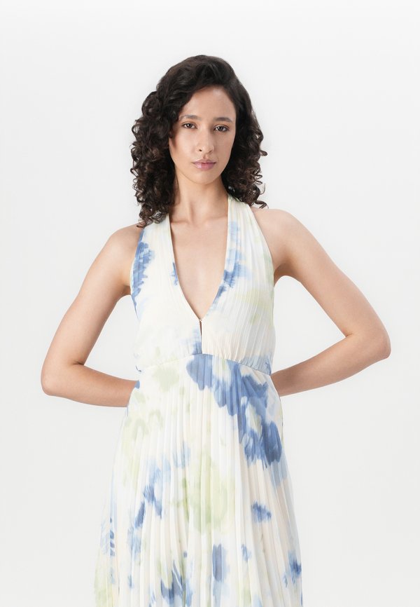 Abercrombie & Fitch  PLUNGE HALTER GISELLE