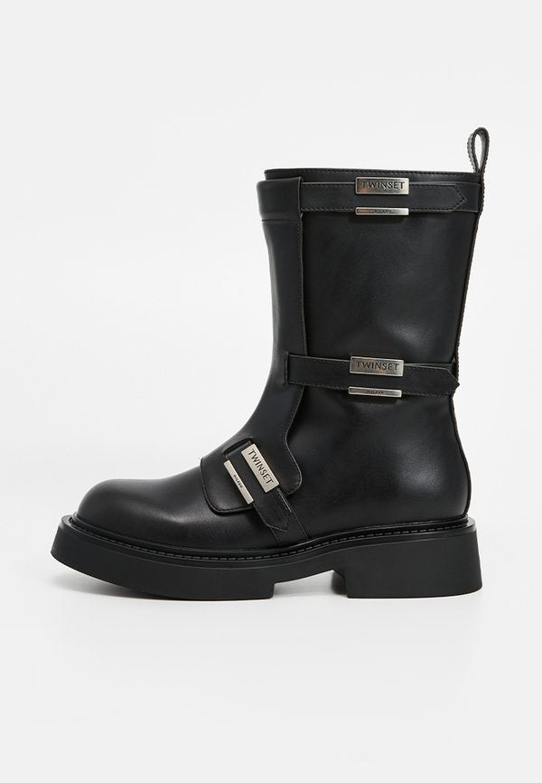 TWINSET