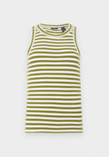 DOCKERS TANK