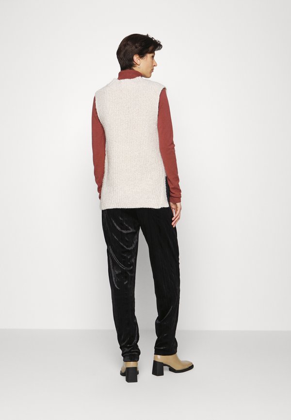 Vero Moda Tall VMCORRIE CIGARET ANKLE PANT