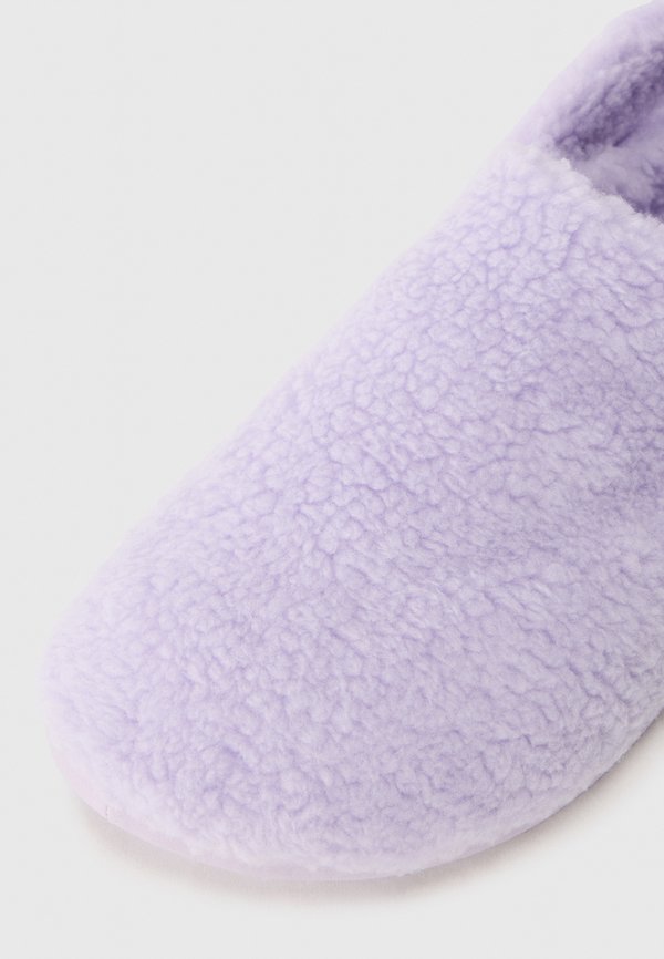 Crocs CLASSIC COZZZY UNISEX
