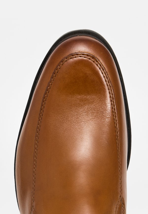 Clarks WHIDDON STEP