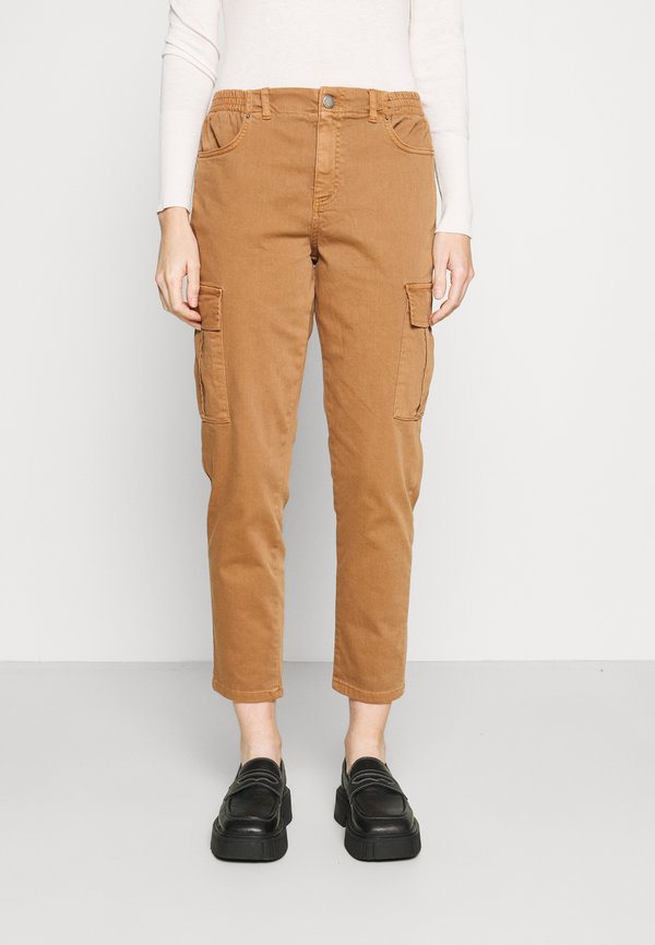 More & More TROUSER