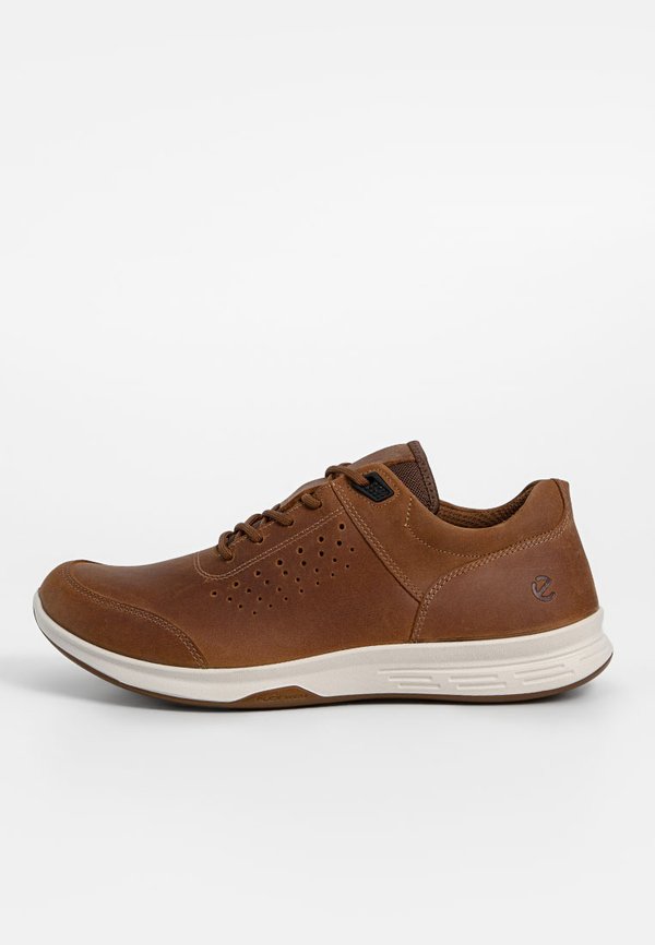 ECCO EXCEED