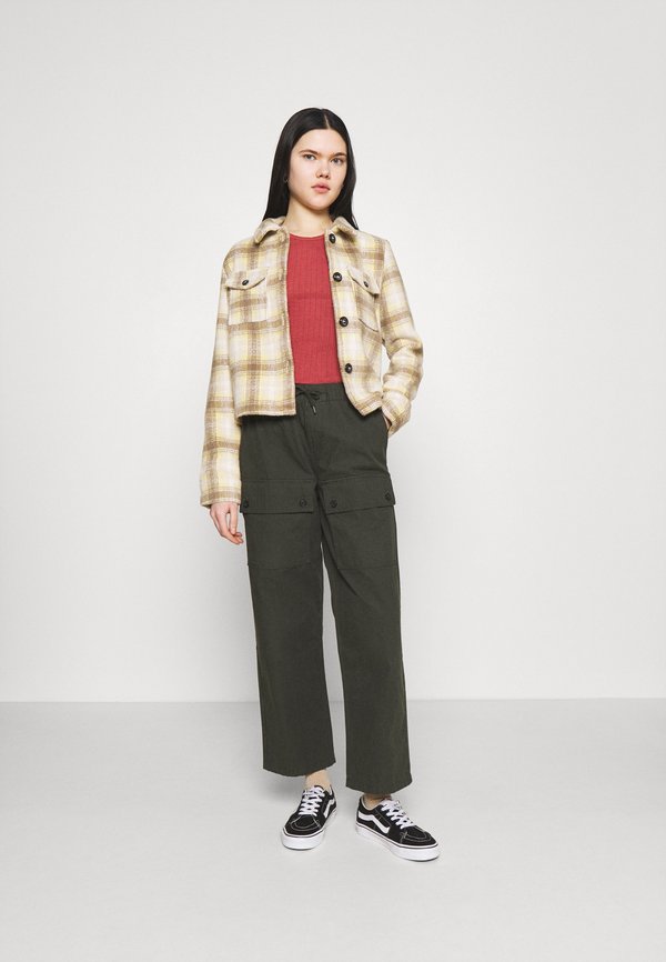 BDG Urban Outfitters
