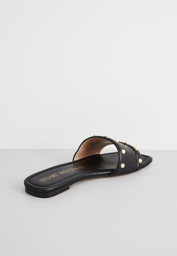 Stuart Weitzman
