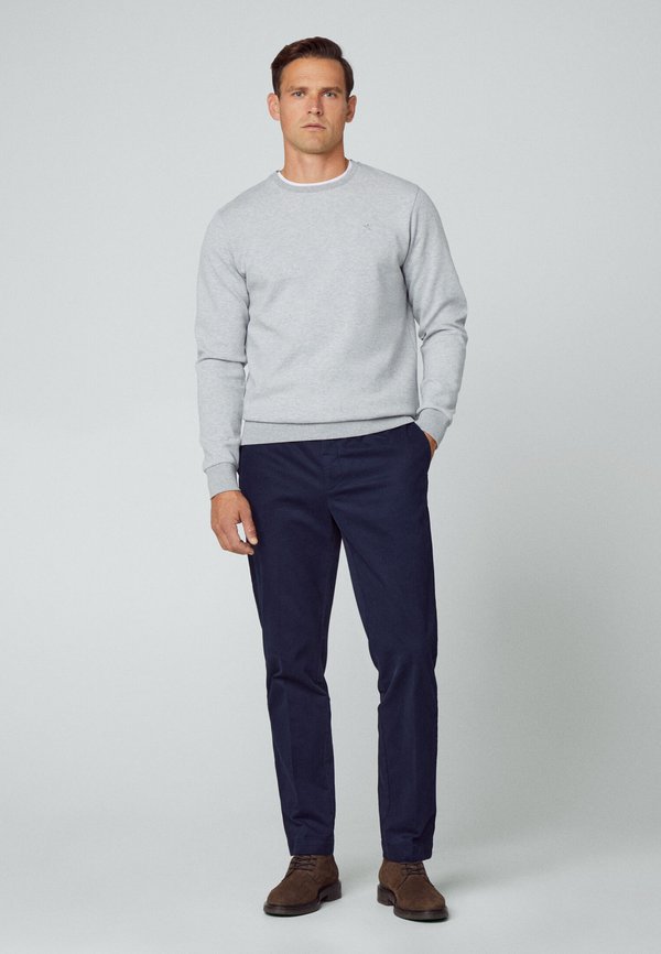 Hackett London CREW