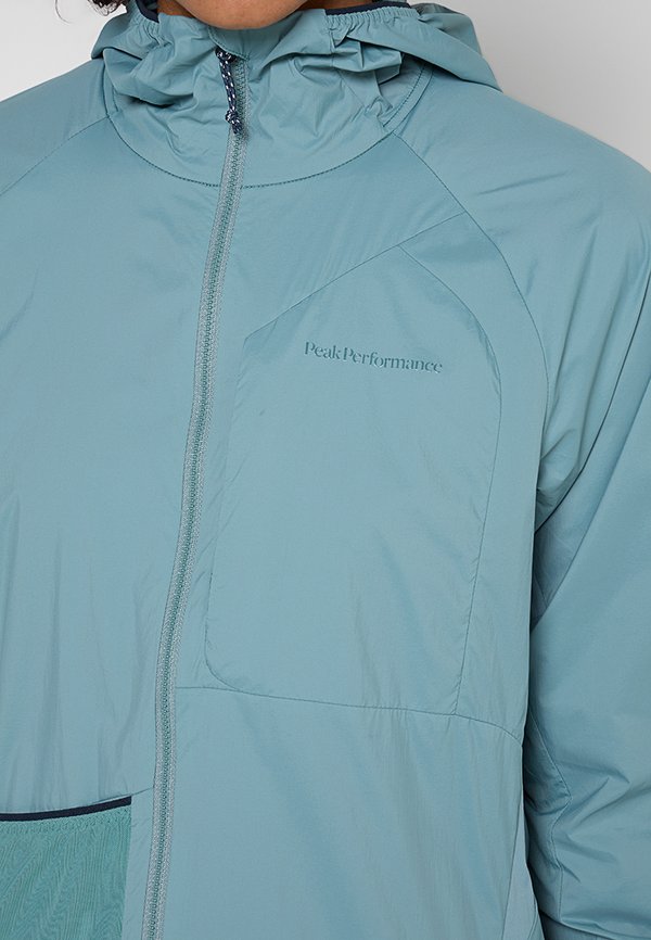 Peak Performance FREELIGHT