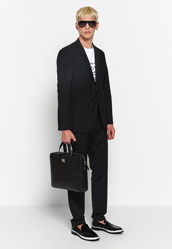 KARL LAGERFELD