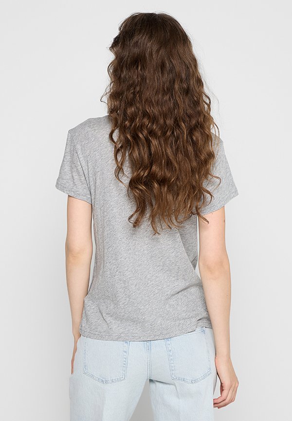 7 for all mankind