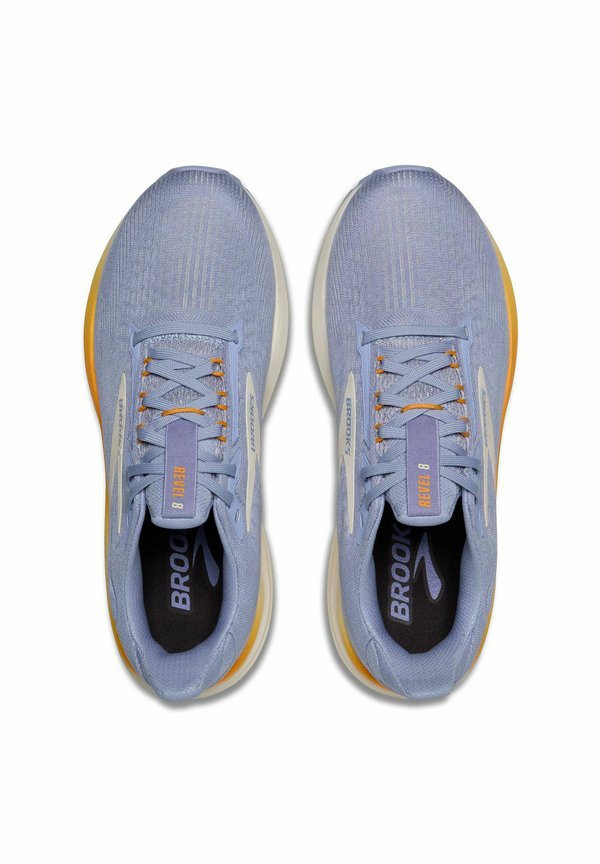 Brooks REVEL 8
