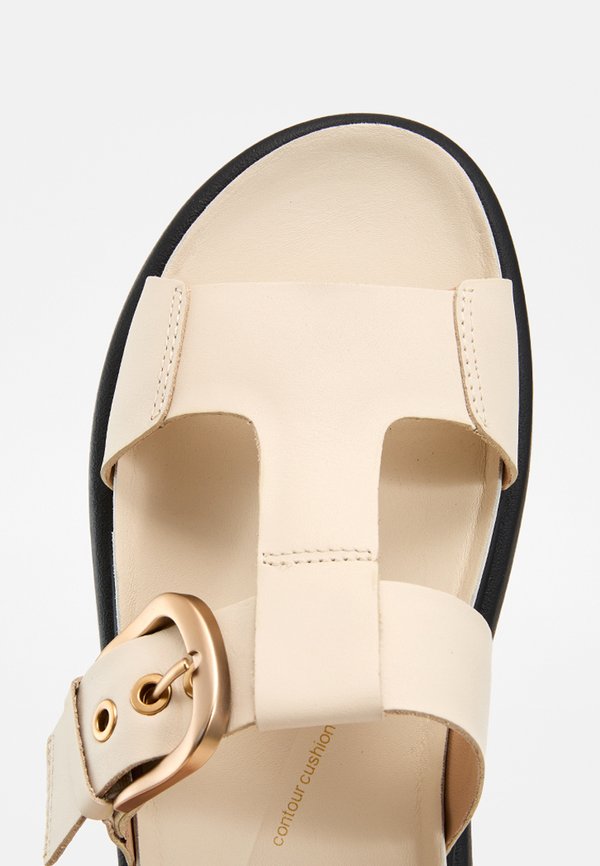 Clarks ARISTELLA WEST