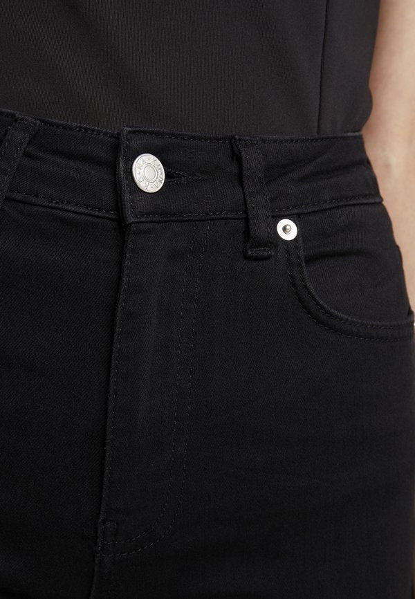 NA-KD HIGH WAIST OPEN HEM