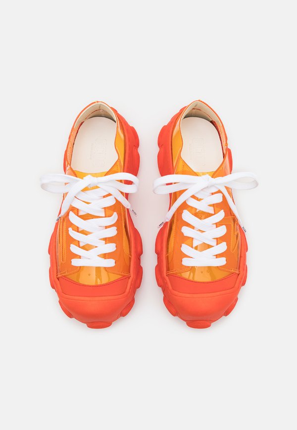 GCDS TRANSPARENT CHUNKY IBEX UNISEX