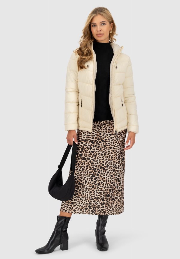 alife & kickin LIRAZAK A PUFFER