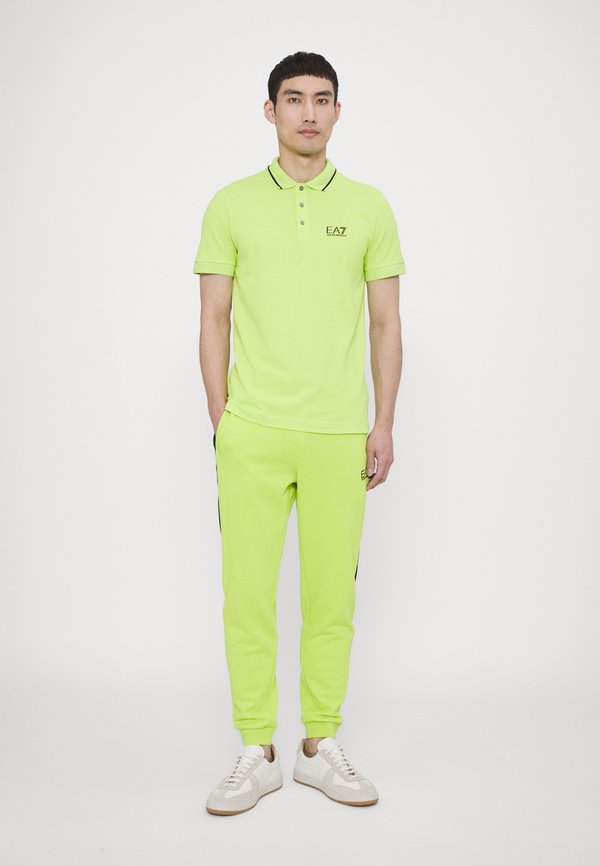 EA7 Emporio Armani