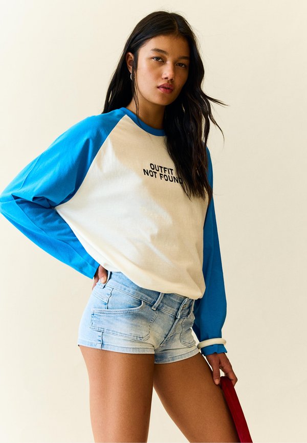 Bershka Denim shorts - light blue