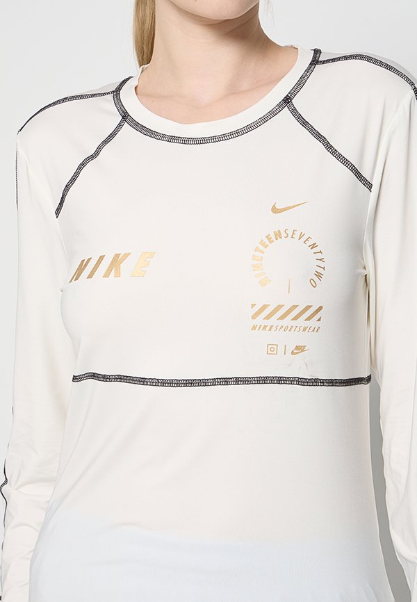 Nike Sportswear