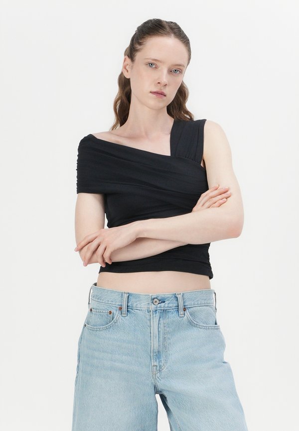 Abercrombie & Fitch BARE DRAPED