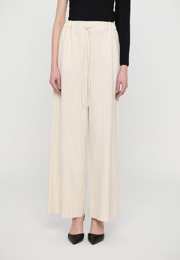 Claudie Pierlot