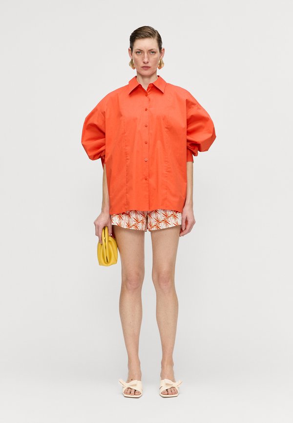 Diane von Furstenberg LAURA