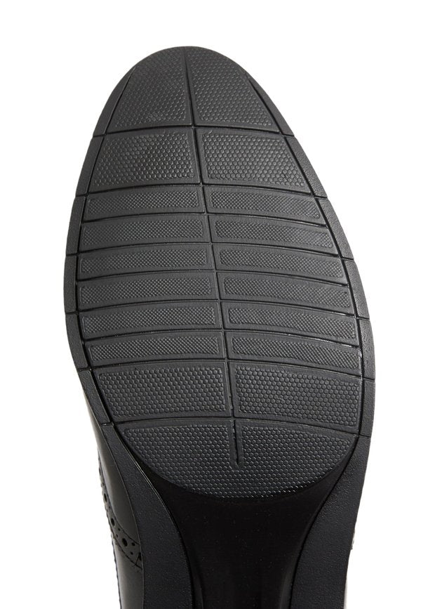 Marks & Spencer TRISOLE BROGUES