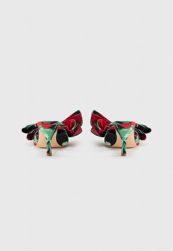 Loeffler Randall MARGOT