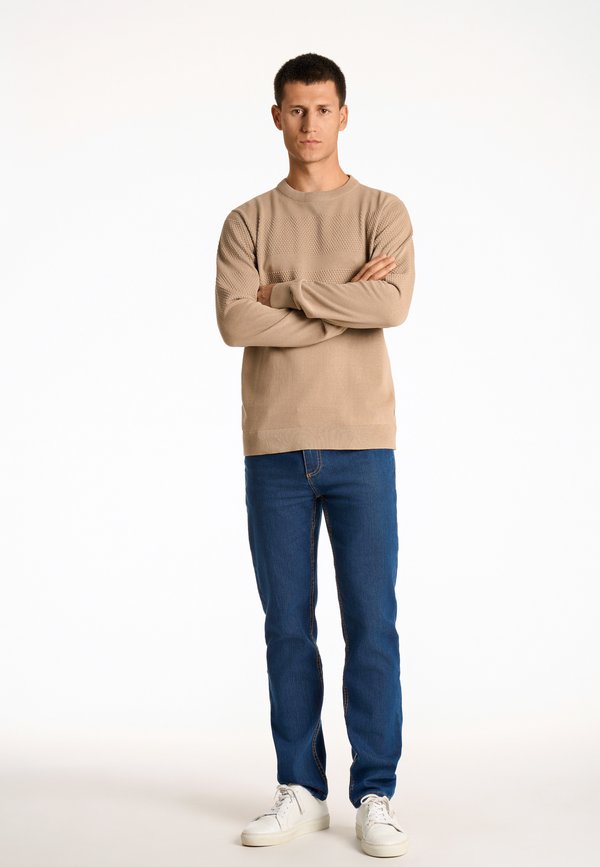 Lindbergh PURL O-NECK