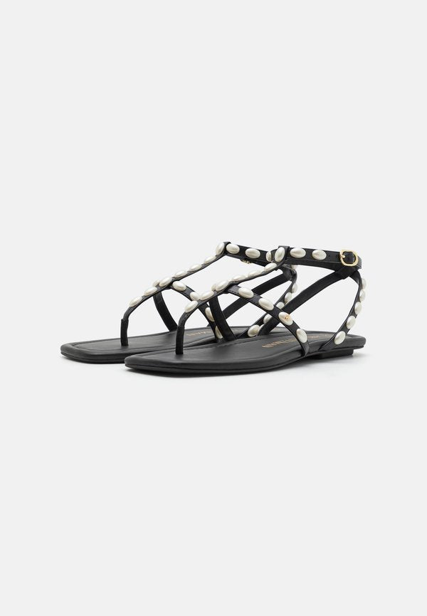 Stuart Weitzman FLAT