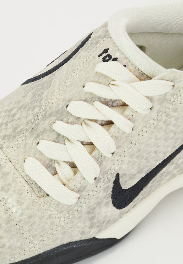 Nike Sportswear T90 SE