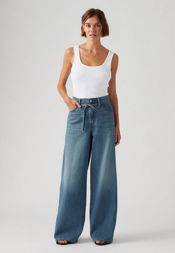Levi's® XL STRAIGHT