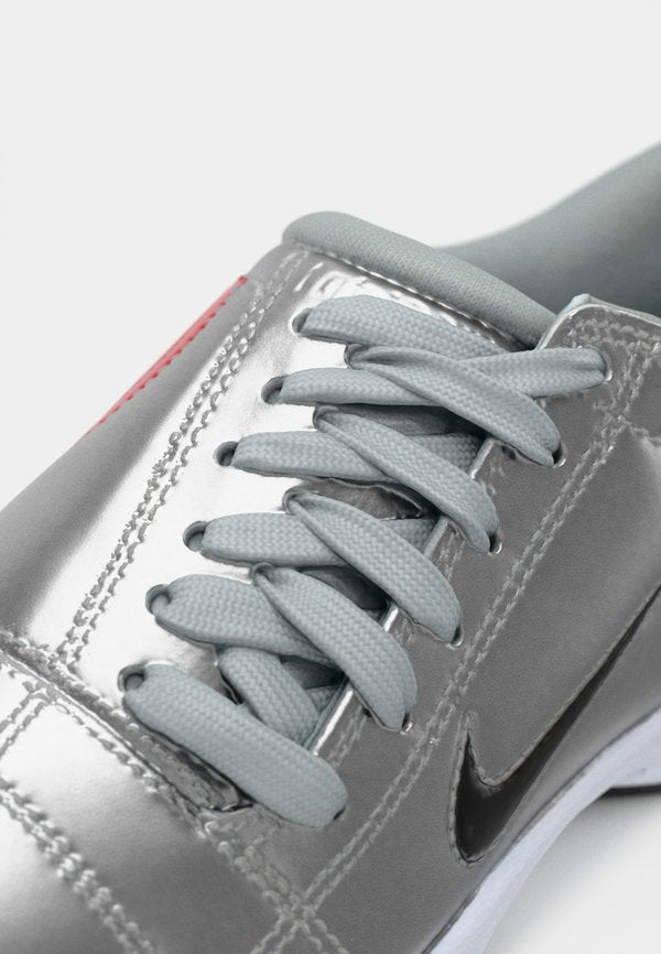 Nike Sportswear T90