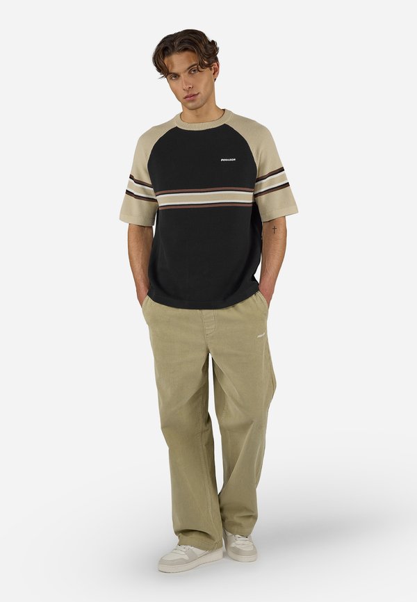 Pegador EGER TEE