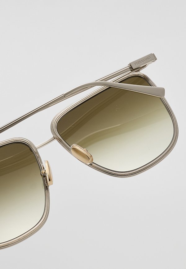 FERRAGAMO
