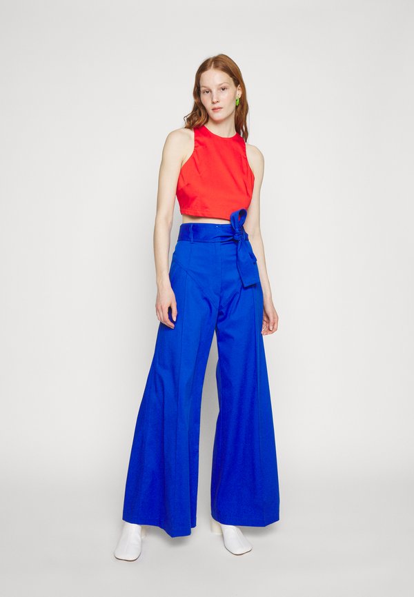 Sara Battaglia CROP