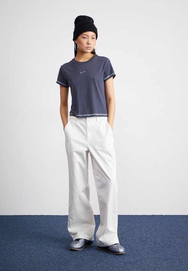 Nike Sportswear SPORTSWEAR COLLECTION