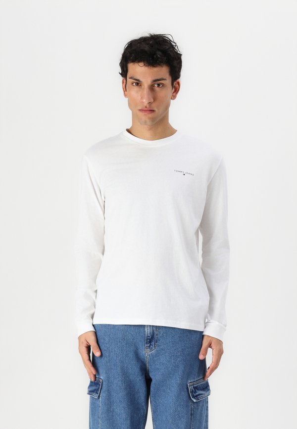 Tommy Jeans LINEAR CHEST TEE