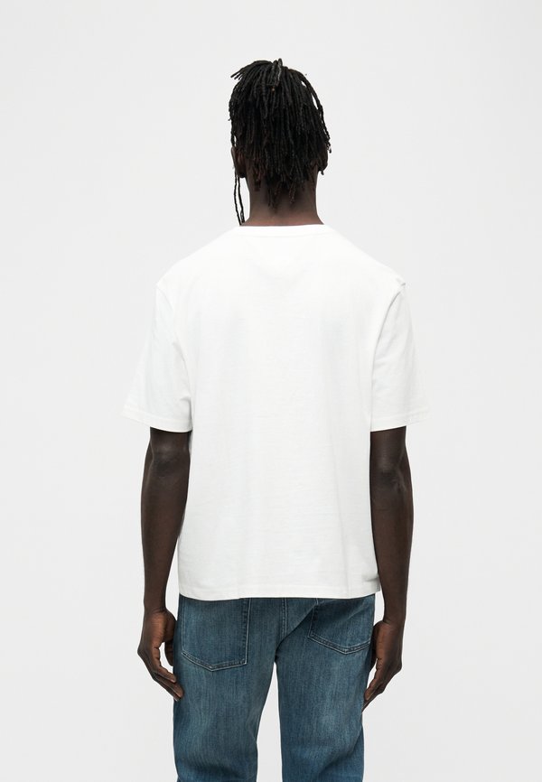 Tommy Jeans LOGO JERSEY CREW NECK T-SHIRT