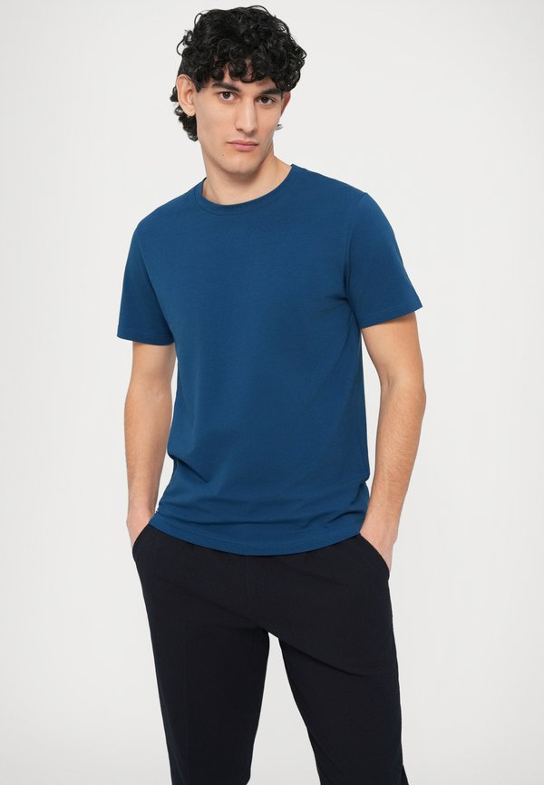 Filippa K TEE