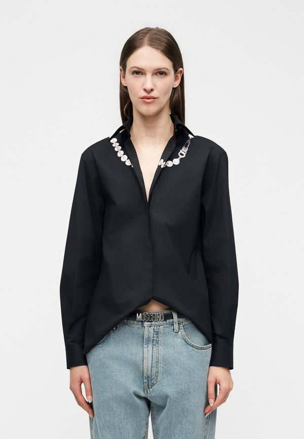 MOSCHINO