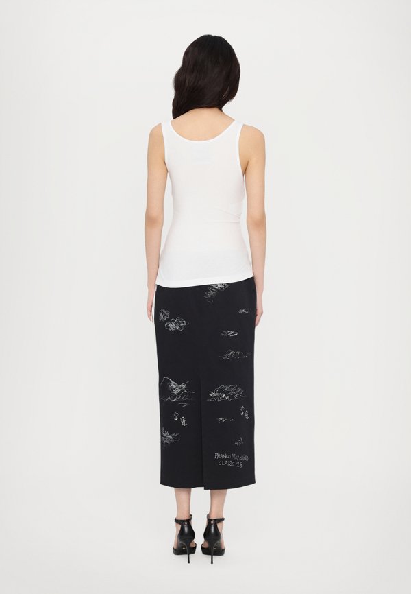 MOSCHINO PIECE OF SHEET
