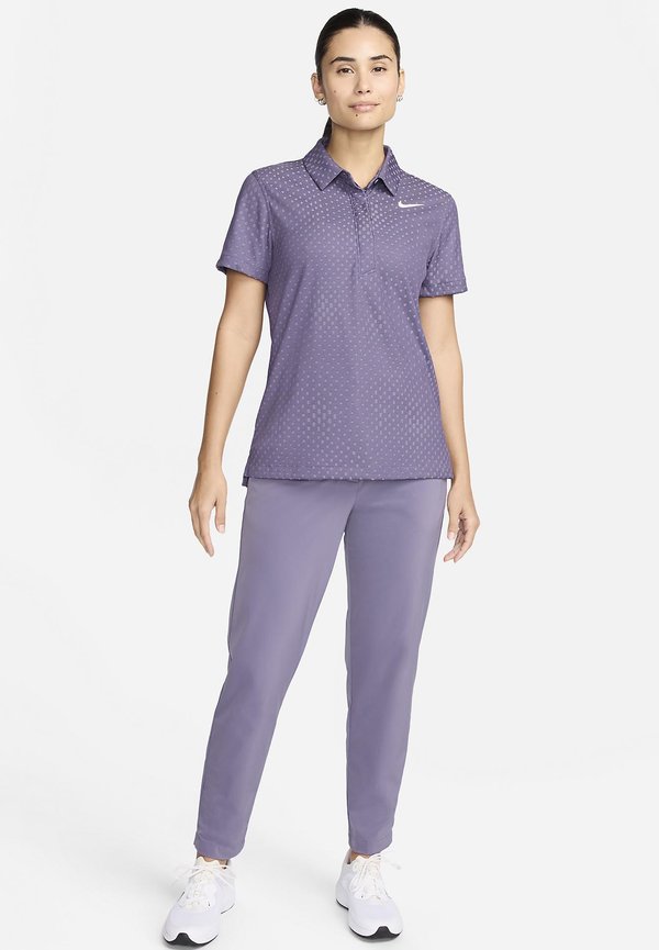 Nike Golf TOUR