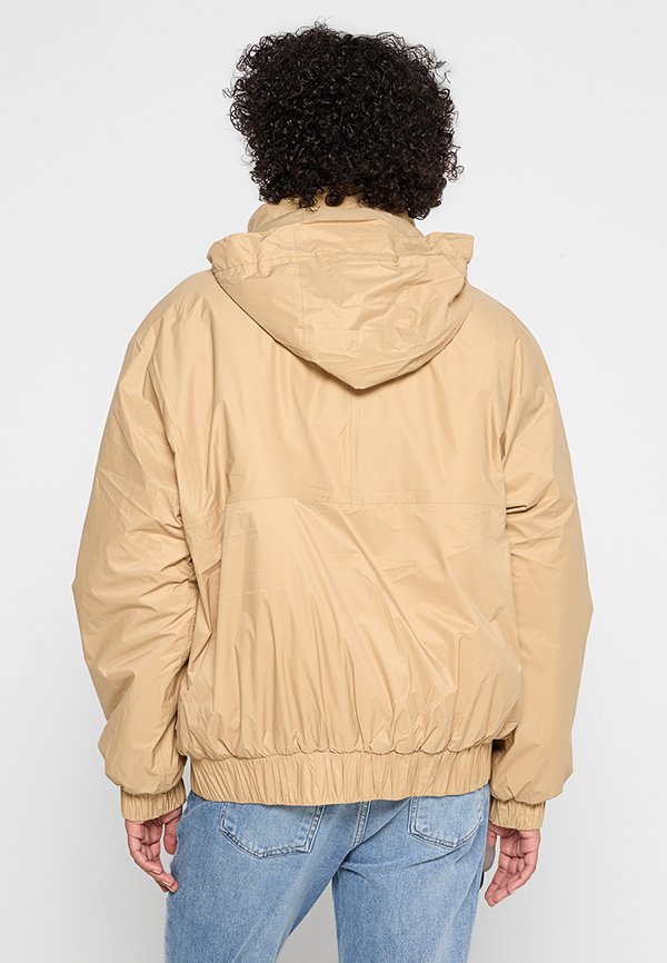 Rains VARDO BOMBER